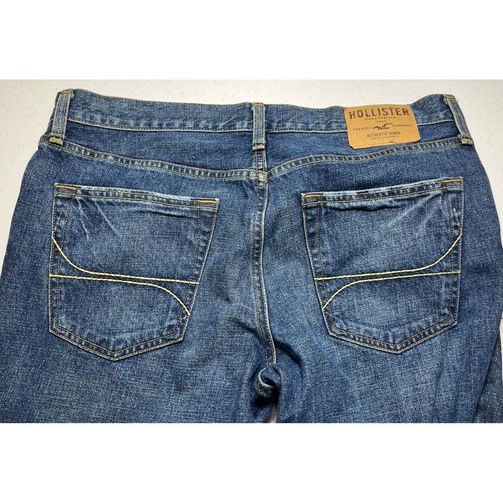 Hollister Mens Classic Straight Jeans 34x32 Button Fly Denim Pants - Picture 3 of 5
